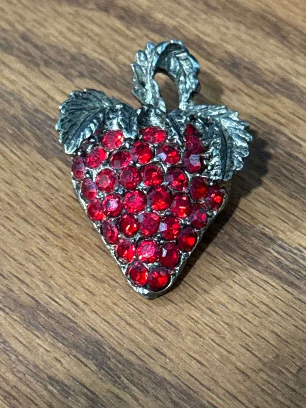 Vintage Red Rhinestone Strawberry Brooch Pin Silver Tone Marcasite Style
